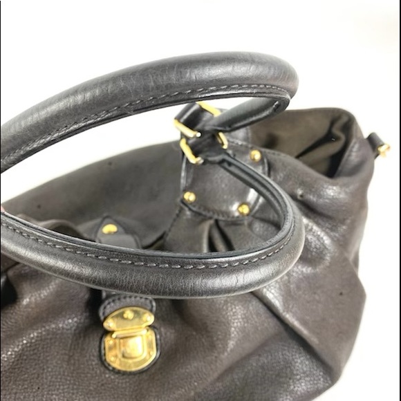 RARE MAHINA CROSSBODY LOUIS VUITTON - Picture 7 of 14